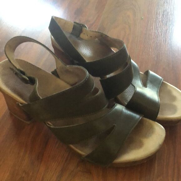 Dansko Brown leather chunky heel sandals. Size 39 - Picture 2 of 10